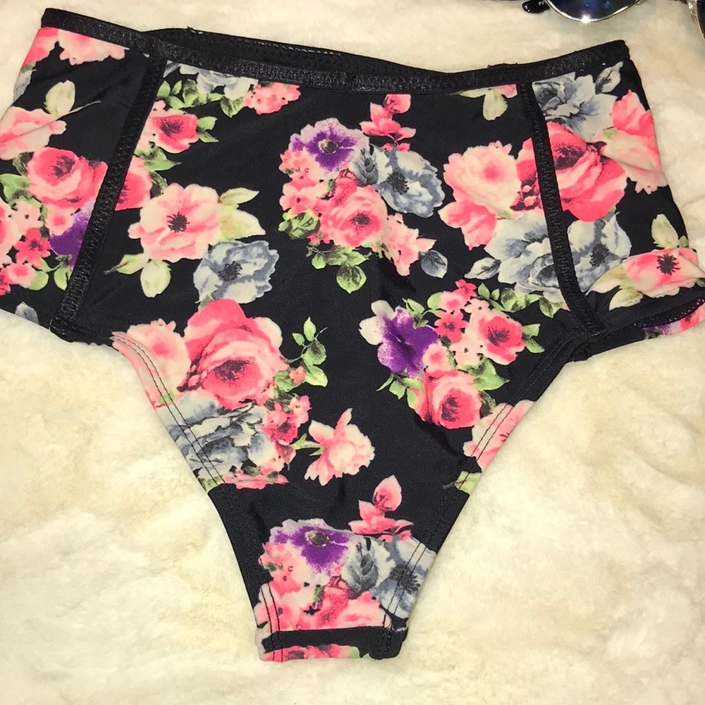 Custom Made Bikini - image 2